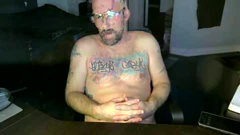 Snapshot of sexydaddy115851 chatting on 4, 12, 2025 Jasyn online show from 4, 12, 2025