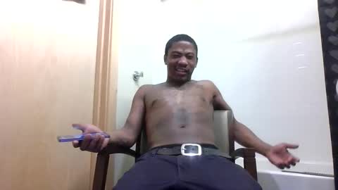 Snapshot of sexydavido chatting on 7, 11, 2025 TreySexxxy online show from 7, 11, 2025