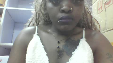 Snapshot of sexydee101436 chatting on 23, 6, 2026 sexydee101436 online show from 23, 6, 2026