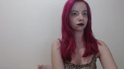 sexydemonangel online show from 23, 4, 2026