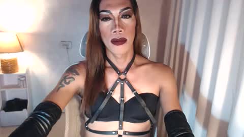 Devine online show from 21, 12, 2025