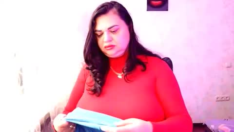 Snapshot of sexydollywoman chatting on 2, 12, 2025 sexydollywoman online show from 2, 12, 2025