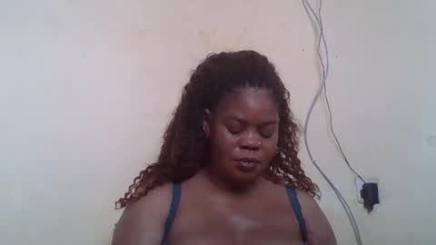 Snapshot of sexydove2 chatting on 23, 6, 2026 EMILY online show from 23, 6, 2026