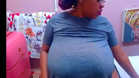 Snapshot of sexyebonylove89 chatting on 28, 6, 2026 sexyebonylove89 online show from 28, 6, 2026