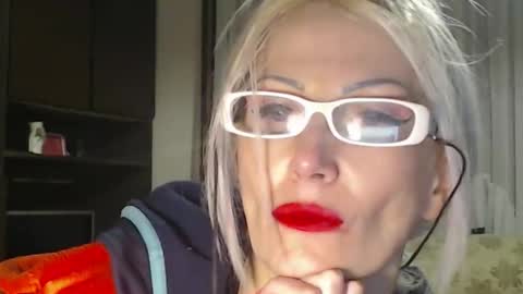 Snapshot of sexyeni chatting on 18, 5, 2026 ENI pvt moan your name WHEN I M NOT online you tell me in SNAPCHAT deal yes add me... FREE TWITTER magiconline101...... online show from 18, 5, 2026