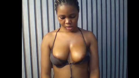 Snapshot of sexyeye368293 chatting on 16, 11, 2025 sexyeye368293 online show from 16, 11, 2025