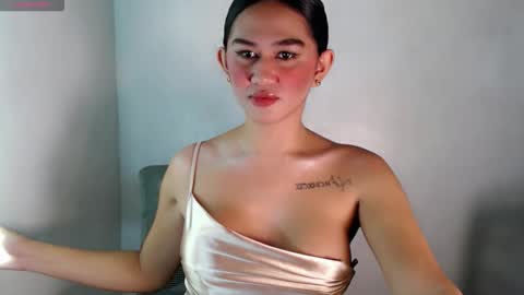 Snapshot of sexygigi_xox chatting on 14, 11, 2025 gigi online show from 14, 11, 2025