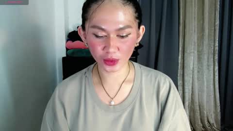 Snapshot of sexygigi_xox chatting on 29, 11, 2025 gigi online show from 29, 11, 2025