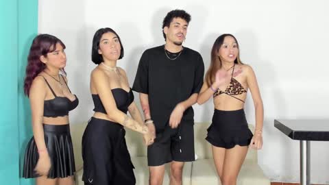 Snapshot of sexygirls_oncb chatting on 5, 12, 2024 black hair GIORGIA -- redhair RILEY -brown hair APRIL online show from 5, 12, 2024