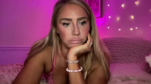 Ashley Love online show from 24, 11, 2025