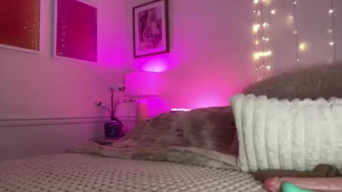 Ashley Love online show from 13, 1, 2026