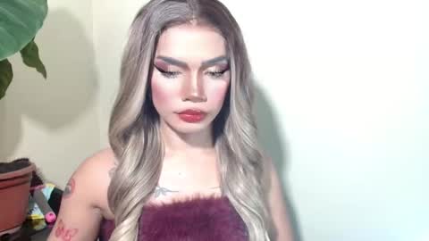 sexyhotbabe18 online show from 19, 4, 2026