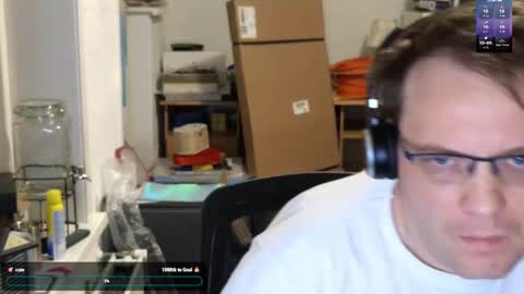 Snapshot of sexyhotboy87 chatting on 16, 12, 2024 Henry online show from 16, 12, 2024