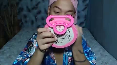 Snapshot of sexyhotrachelle chatting on 12, 3, 2025 Rachelle online show from 12, 3, 2025