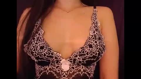 Snapshot of sexyideusa chatting on 11, 1, 2025 Sexy online show from 11, 1, 2025