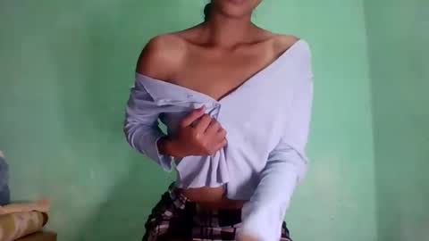 sexyjolie586 online show from 28, 5, 2026