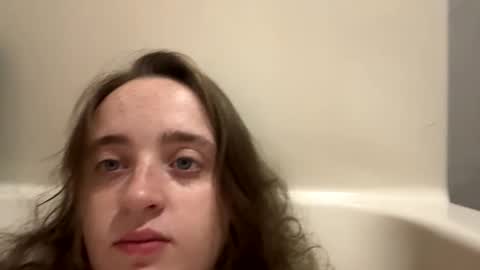 sexykitten2519535 online show from 27, 10, 2025