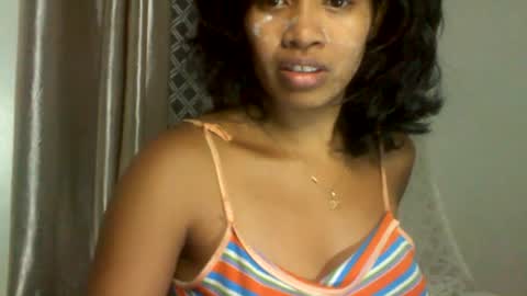 sexylarra12 online show from 14, 5, 2026