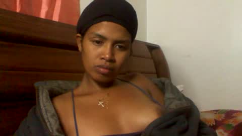 sexylarra12 online show from 1, 6, 2026