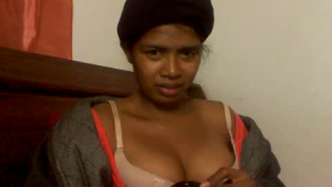 sexylarra12 online show from 9, 6, 2026