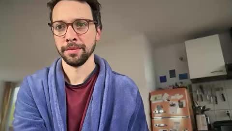 Snapshot of sexyleo8282 chatting on 17, 10, 2025 sexyleo8282 online show from 17, 10, 2025