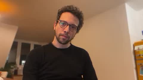 Snapshot of sexyleo8282 chatting on 25, 11, 2025 sexyleo8282 online show from 25, 11, 2025