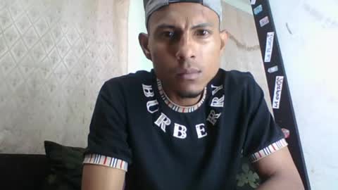 Snapshot of sexyleon69 chatting on 28, 4, 2026 Sexy leon online show from 28, 4, 2026