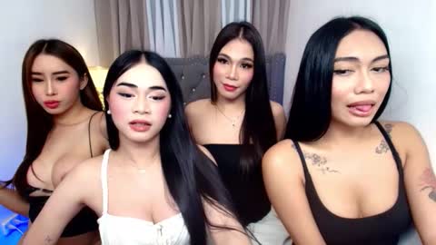 Snapshot of sexylovesappira chatting on 6, 10, 2025 maxine online show from 6, 10, 2025