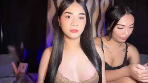 Snapshot of sexylovesappira chatting on 14, 10, 2025 maxine online show from 14, 10, 2025