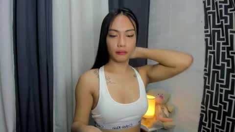 Snapshot of sexylovesappira chatting on 25, 11, 2025 maxine online show from 25, 11, 2025