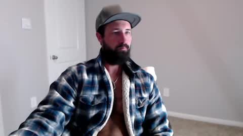 Snapshot of sexymanmk26 chatting on 8, 12, 2024 lets go private im ready to play pvt cum online show from 8, 12, 2024