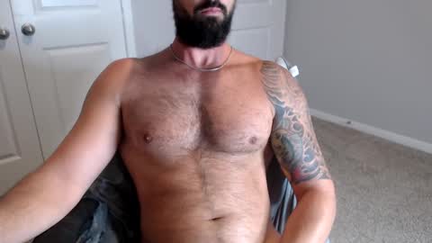 Snapshot of sexymanmk26 chatting on 5, 10, 2025 lets go private im ready to play pvt cum online show from 5, 10, 2025