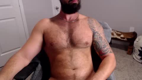 Snapshot of sexymanmk26 chatting on 18, 11, 2025 lets go private im ready to play pvt cum online show from 18, 11, 2025