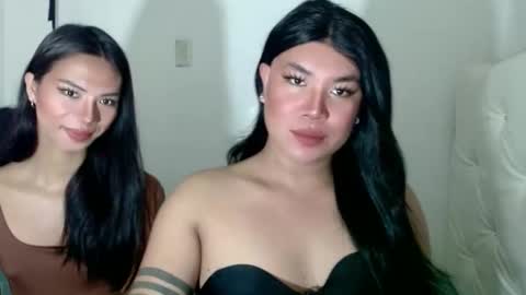 Mika online show from 18, 10, 2025