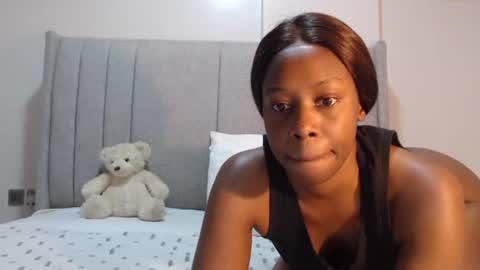 sexymonalisa1 online show from 22, 12, 2025