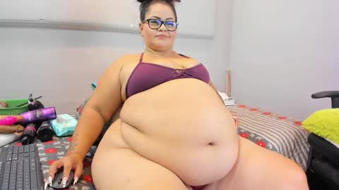 Natasha online show from 4, 3, 2025