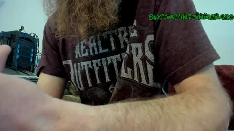 Sexymountainman420 online show from 13, 4, 2026