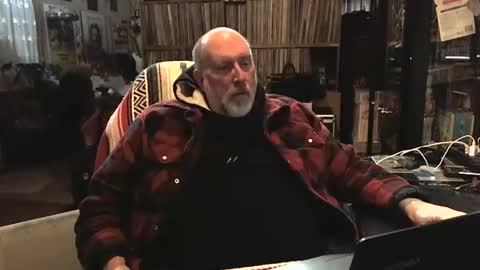 Grizz Lee Bear online show from 8, 2, 2025