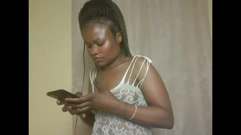 Snapshot of sexyqueenivy chatting on 2, 10, 2025 queenivy online show from 2, 10, 2025