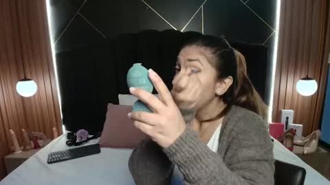 R A C H E L online show from 18, 2, 2026