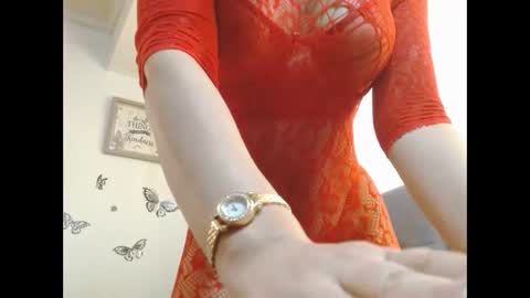 Venus Independent Model online show from 11, 11, 2025