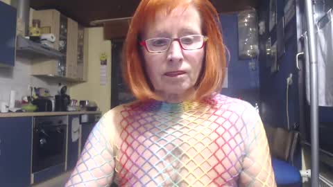 Snapshot of sexysilvie3112 chatting on 8, 12, 2024 Silvie online show from 8, 12, 2024