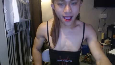 Snapshot of sexystrongcum chatting on 12, 10, 2025 sexystrongcum online show from 12, 10, 2025