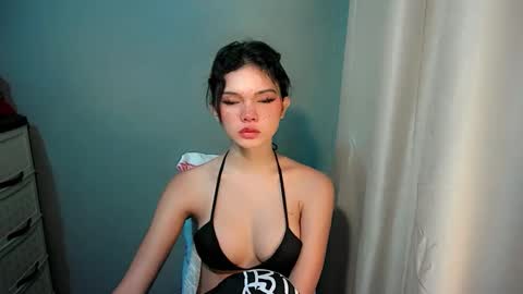 Snapshot of sexytight_tanya chatting on 11, 11, 2025 sexytight_tanya online show from 11, 11, 2025