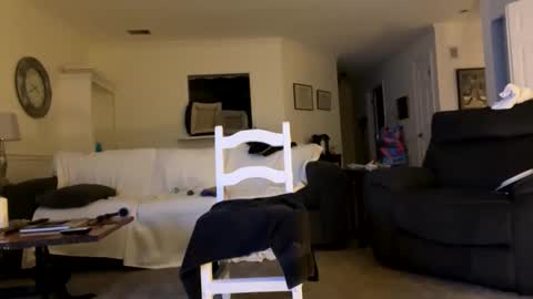 Smooth bi guy online show from 17, 3, 2026