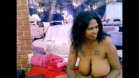 sexyva4u2luv online show from 8, 3, 2026