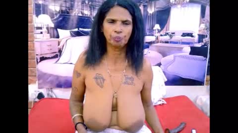 sexyva4u2luv online show from 8, 4, 2026