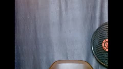 Blue online show from 4, 3, 2025