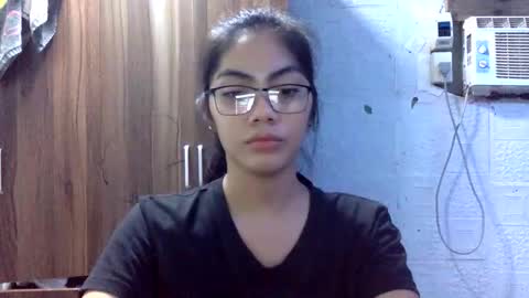 Snapshot of sexyxenaaa chatting on 19, 10, 2025 Xenaaa online show from 19, 10, 2025