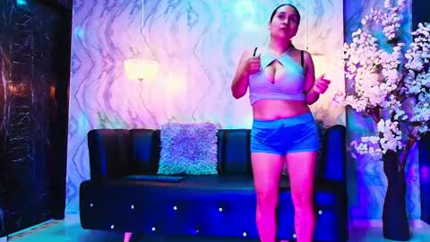 MADAME  online show from 1, 12, 2025